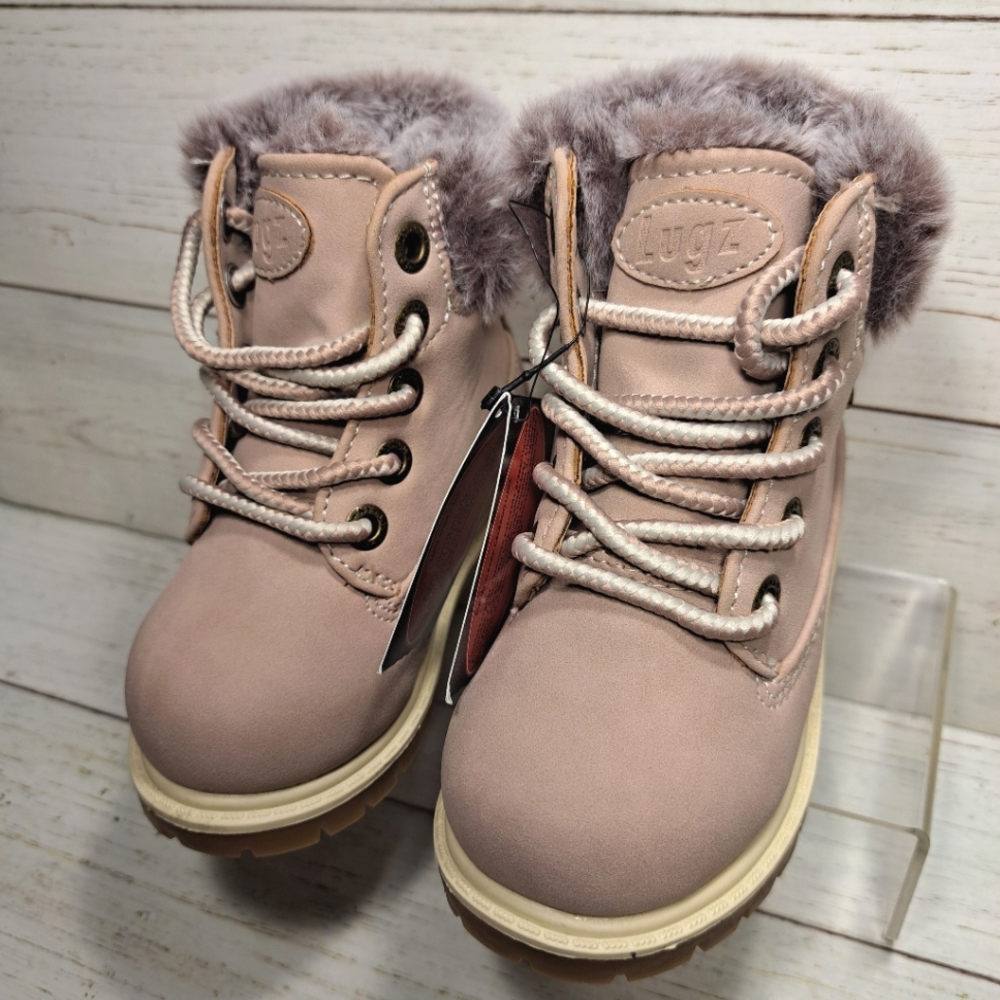 Lugs Convoy Fur Boots, Combat Boot. Size 5